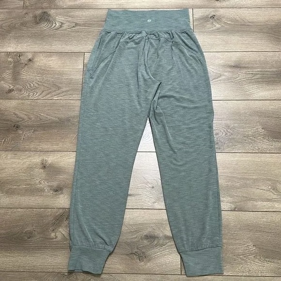 Athleta Heathered Sage Salutation Jogger - Picture 2 of 3